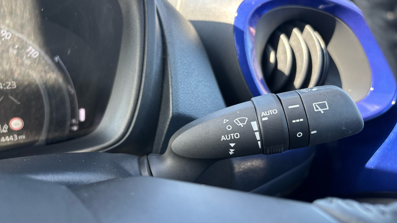 Toyota Aygo X 1.0 VVT-i Edge 5dr Petrol Hatchback